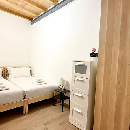 Belvedere House 1 Center